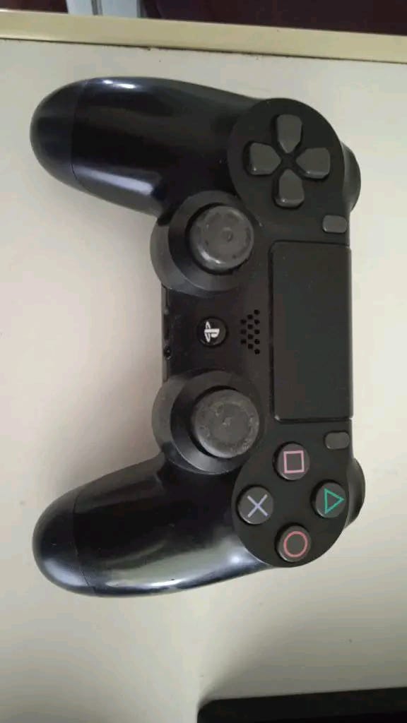 Playstation 4 Pro 2